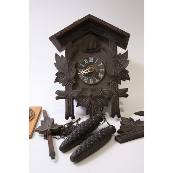 Cuckoo Clock, German, FLAWED, Wall Clock, Replacement Parts, ~ 250507-WH 243 - Picture 2 of 6